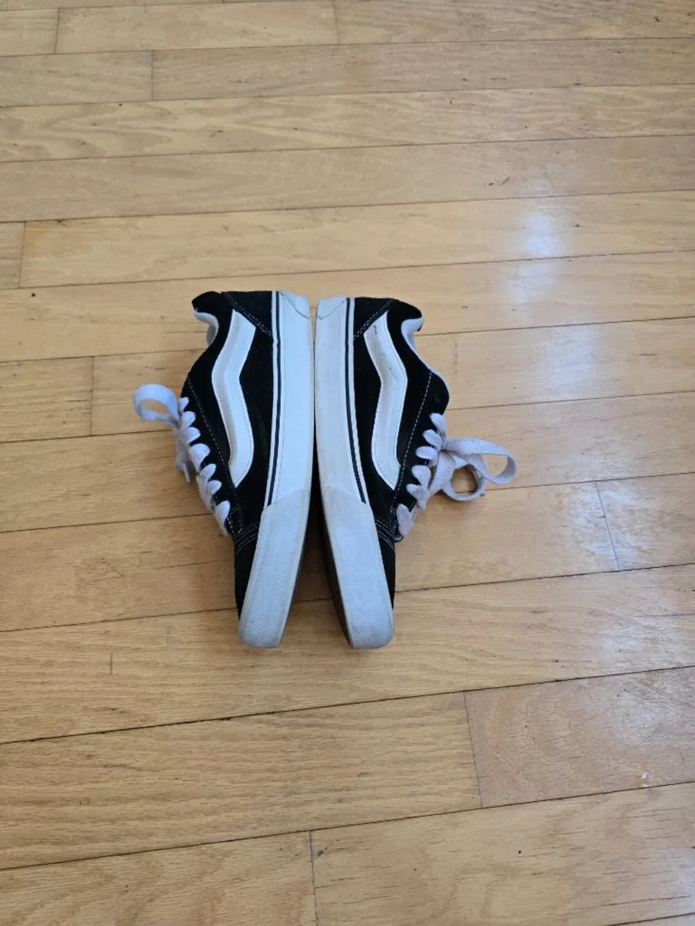 Vans | Knu Skool Y2K Black White Chunky Puffy Tongue Sneakers | WMS 9